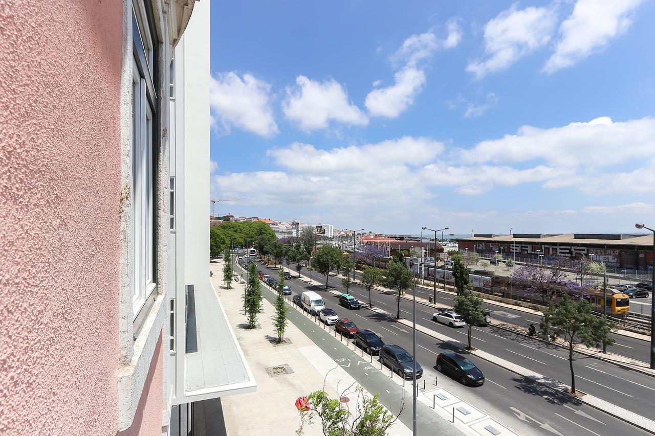 Kab+1 Hostel Lisbon Exterior photo